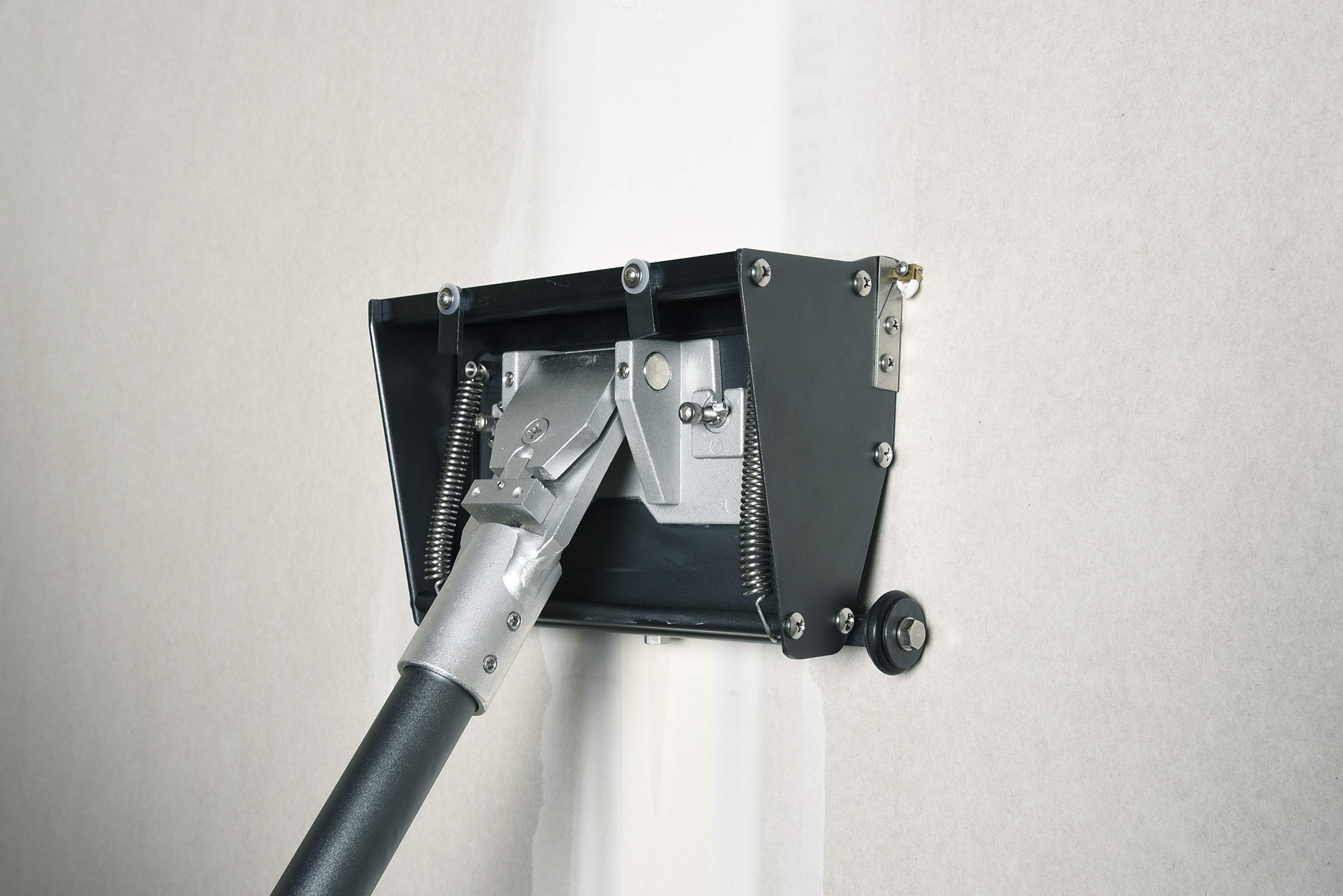 EDMA élargit sa gamme d’outils pour plaquistes